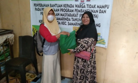 Pelaksanaan Probebaya Pemberdayaan penyerahan bantuan untuk warga tidk mampu di RT.6 Kelurahan Baqa tahun 2022
